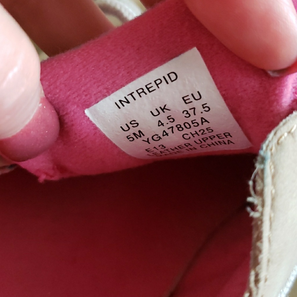 Sperry Shoes - Picture 3 of 7